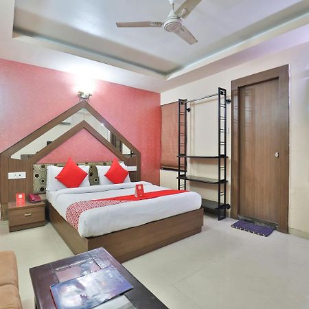 Oyo 4161 Hotel Shailly Inn Ahmedabad Exterior photo