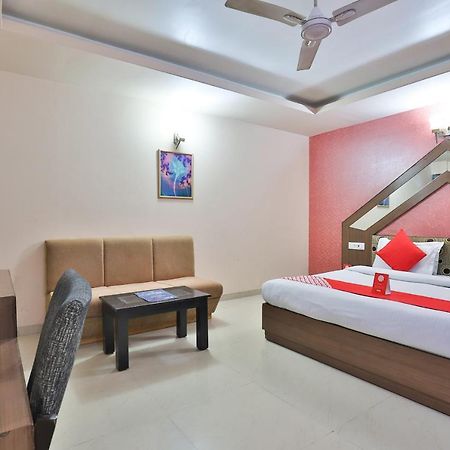 Oyo 4161 Hotel Shailly Inn Ahmedabad Exterior photo
