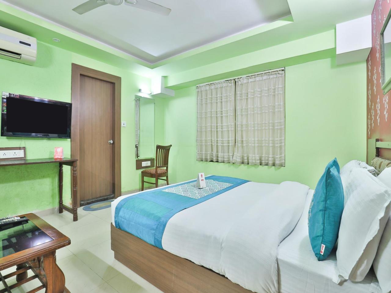 Oyo 4161 Hotel Shailly Inn Ahmedabad Exterior photo