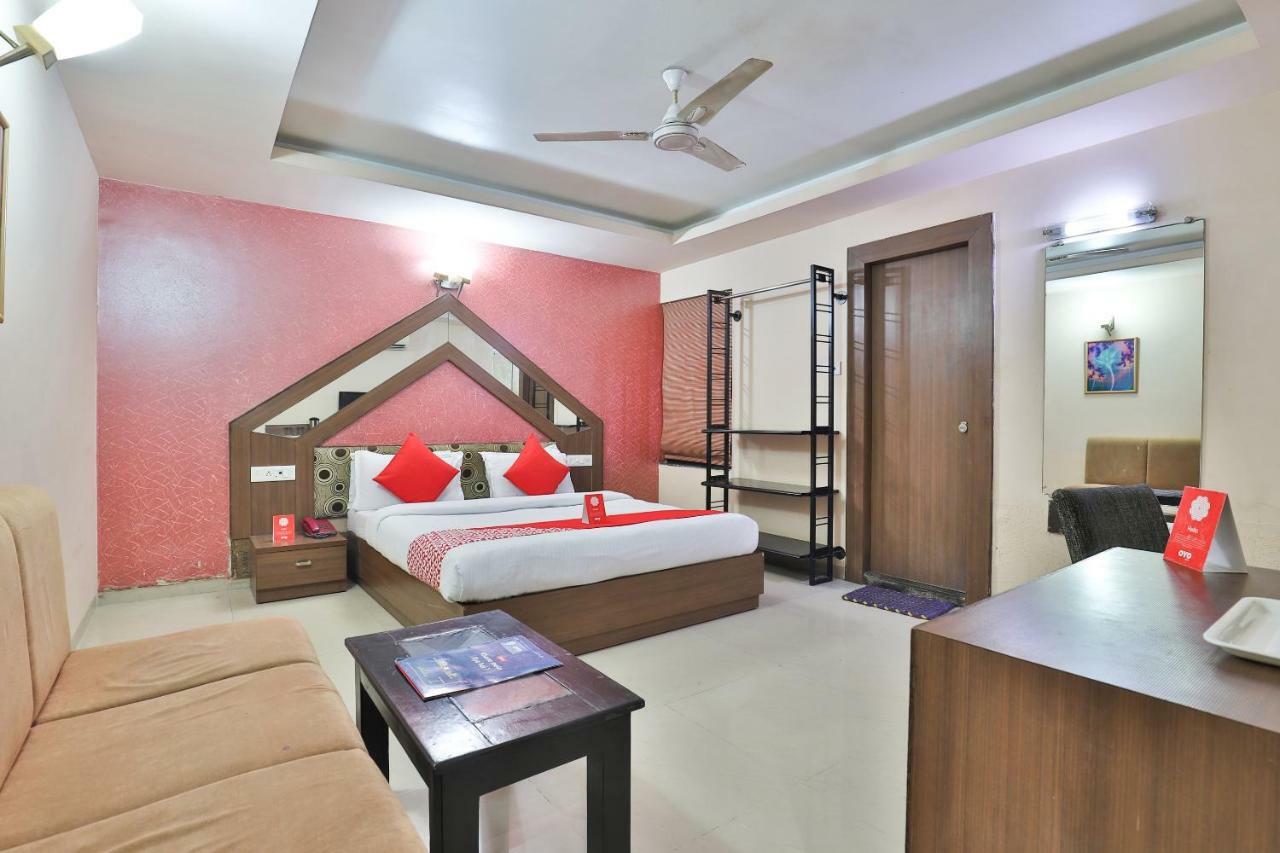 Oyo 4161 Hotel Shailly Inn Ahmedabad Exterior photo