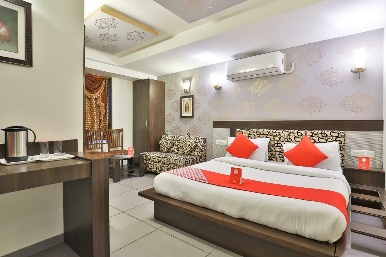 Oyo 4161 Hotel Shailly Inn Ahmedabad Exterior photo